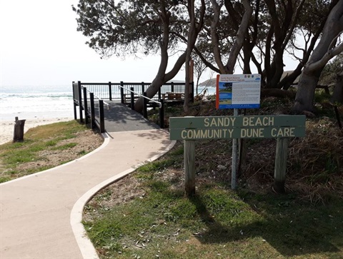 Sandy Beach Reserve viewing platform